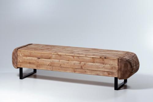 Log bench